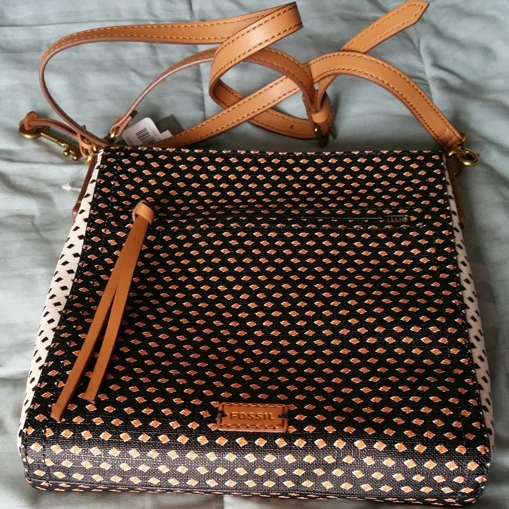 ***SOLD ***Fossil Crossbody